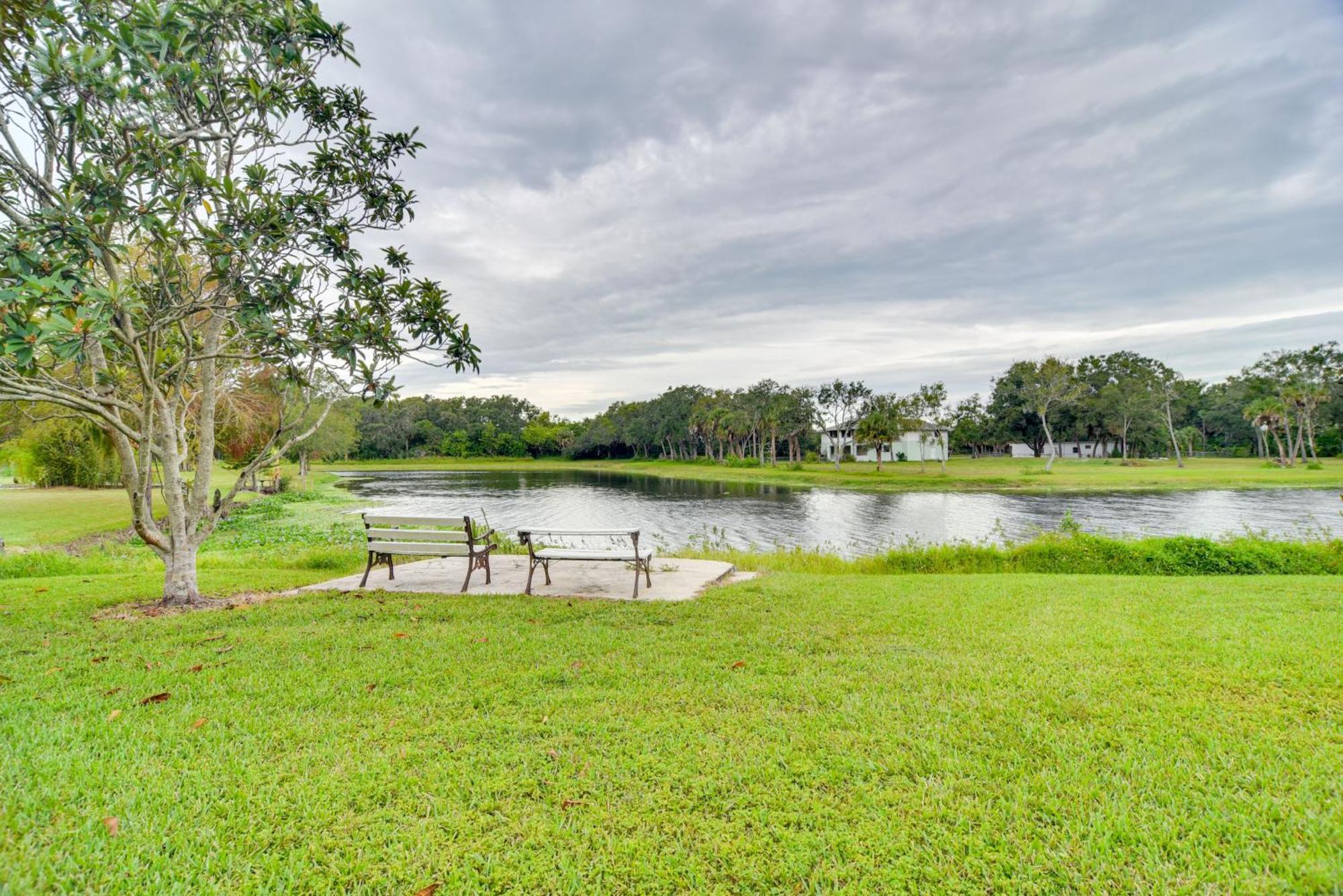 Sleek Largo Studio With Pond Less Than 7 Mi To Beach! Exterior foto