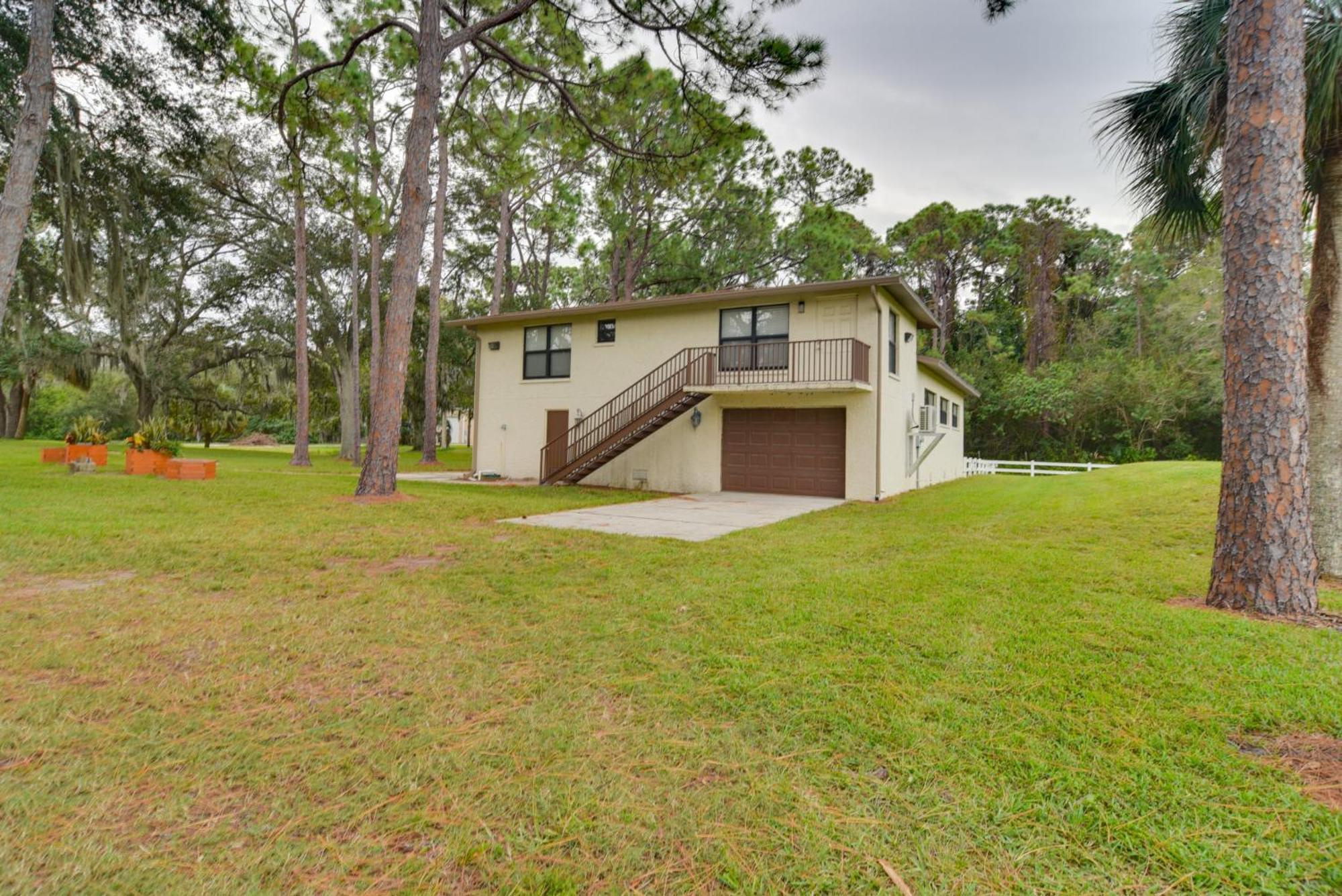 Sleek Largo Studio With Pond Less Than 7 Mi To Beach! Exterior foto